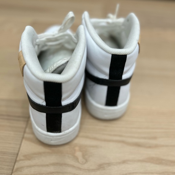 Nike High Top Sneakers - Picture 3 of 4